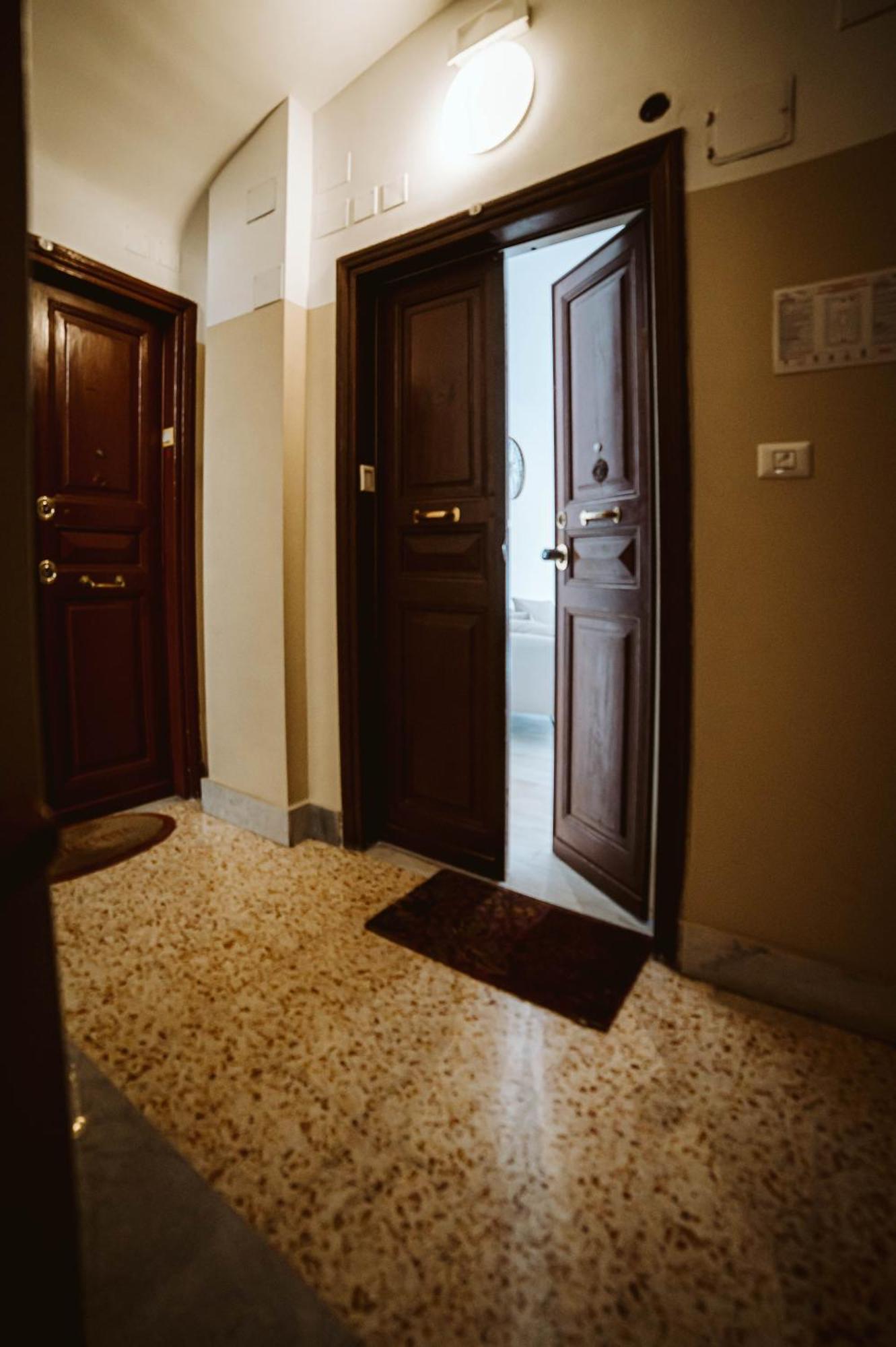 Michelangelo Luxury - Colosseo - Wifi Guest house Rome
